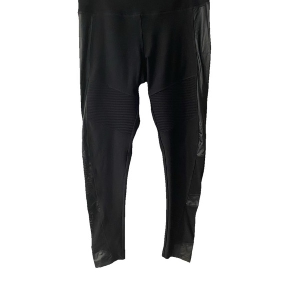 VOGO Athletica Yoga Exercise Pants M Black Mesh Faux Leather Stripe Leggings - Picture 1 of 6